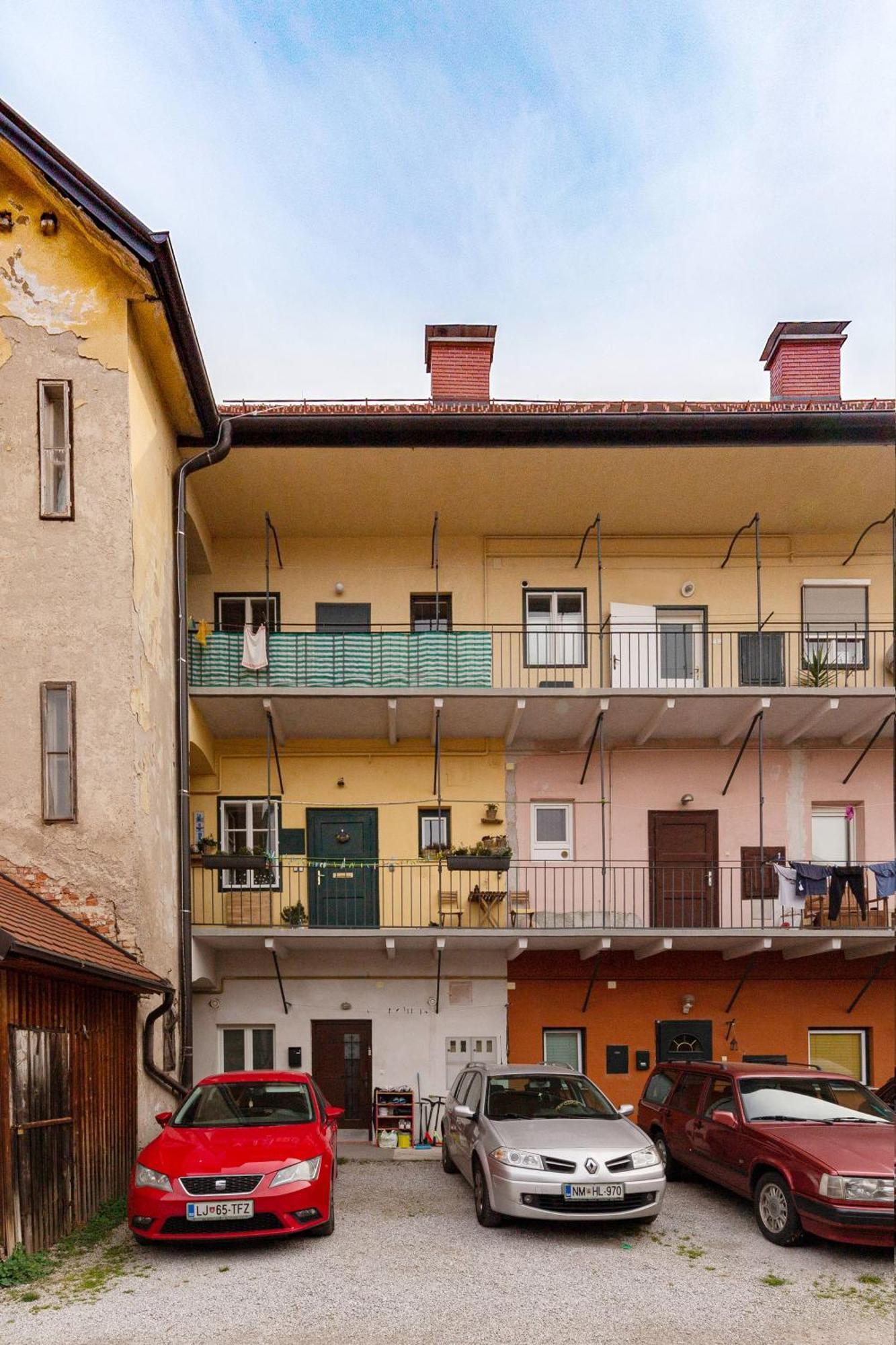 Historical Caserne Apartment Ljubljana Ngoại thất bức ảnh